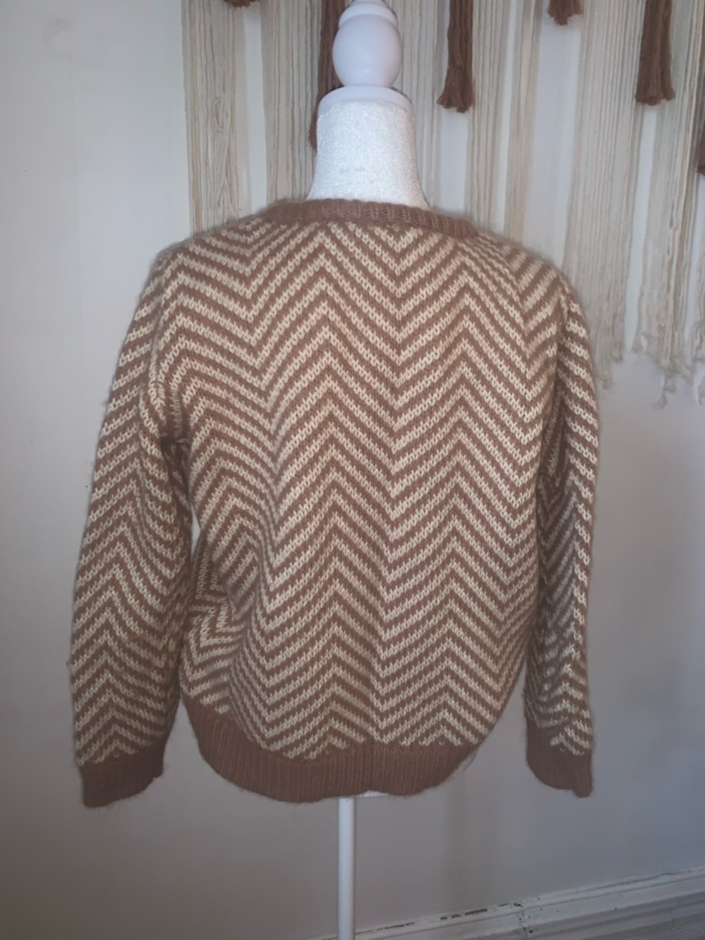Anthropologie Beige Chevron Scoopneck Sweater - Picture 5 of 7